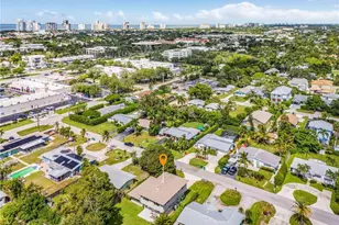 1060 Cooper Dr, Naples, FL 34103 - Photo 23