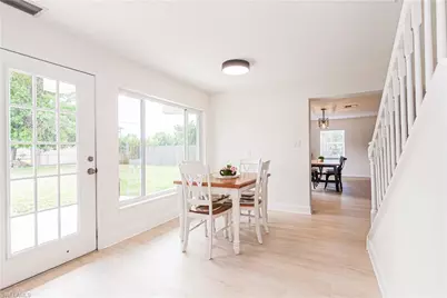 1060 Cooper Dr, Naples, FL 34103 - Photo 7