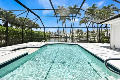 4231 Crayton Rd, Naples, FL 34103 - Photo 35