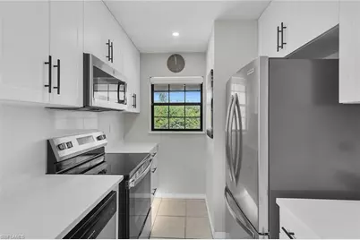 5245 Treetops Dr, Naples, FL 34113 - Photo 7