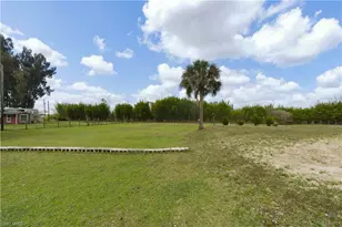 3341 South Rd, North Fort Myers, FL 33917 - Photo 37