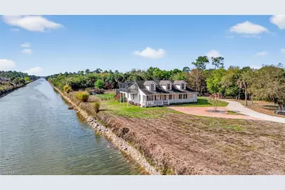 3886 24th Ave SE, Naples, FL 34117 - Photo 47