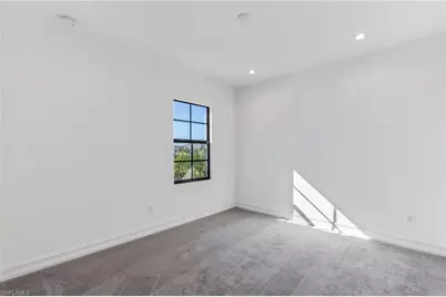 7574 Rockefeller Dr, Naples, FL 34119 - Photo 19