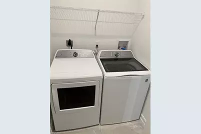 7574 Rockefeller Dr, Naples, FL 34119 - Photo 25