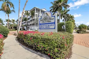 160 Palm St, Marco Island, FL 34145 - Photo 21