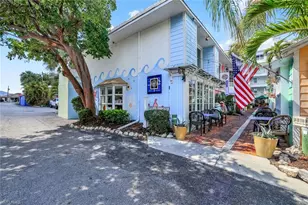 160 Palm St, Marco Island, FL 34145 - Photo 23