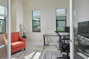 1119 Ridge St, Naples, FL 34103 - Photo 3