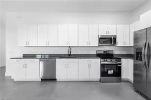 316 NW 10th St, Cape Coral, FL 33993 - Photo 9