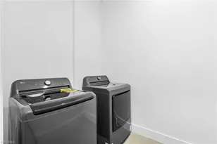 316 NW 10th St, Cape Coral, FL 33993 - Photo 13