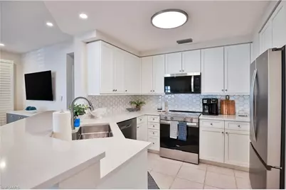 988 Egrets Run #101, Naples, FL 34108 - Photo 11