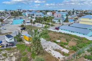 110 Mango St, Fort Myers Beach, FL 33931 - Photo 3