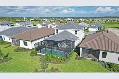 4652 Centaurus Cir, Naples, FL 34120 - Photo 45