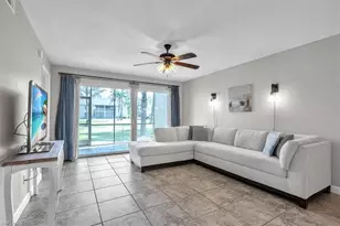 716 Landover Cir, Naples, FL 34104 - Photo 3