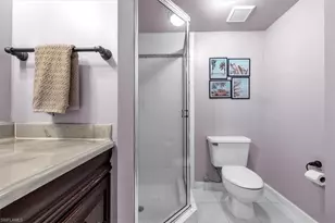 716 Landover Cir, Naples, FL 34104 - Photo 15