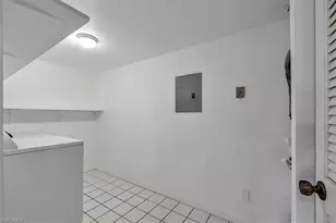 716 Landover Cir, Naples, FL 34104 - Photo 19