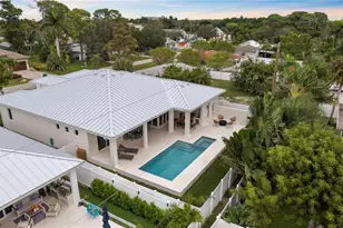 766 95th Ave N, Naples, FL 34108 - Photo 35