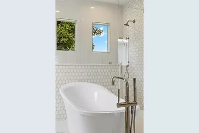 766 95th Ave N, Naples, FL 34108 - Photo 17