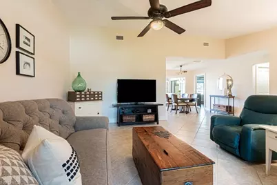 187 Round Key Cir #D3, Naples, FL 34112 - Photo 7