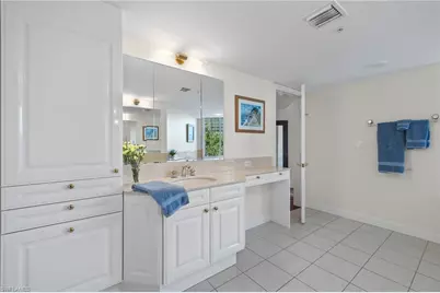 4021 Gulf Shore Blvd N #202, Naples, FL 34103 - Photo 23