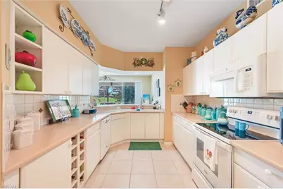 8085 Celeste Dr #811, Naples, FL 34113 - Photo 21