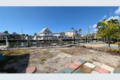 58 Nancy Ln, Fort Myers Beach, FL 33931 - Photo 3