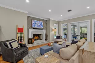 5333 Sycamore Dr, Naples, FL 34119 - Photo 5