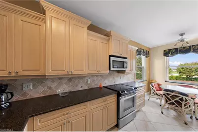 8086 Queen Palm Ln #328, Fort Myers, FL 33966 - Photo 11