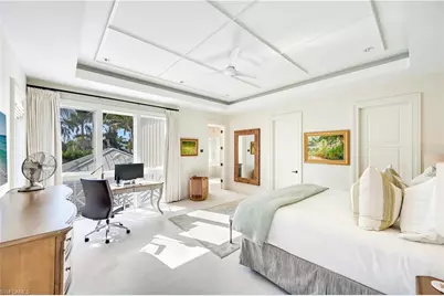 42 6th St S, Naples, FL 34102 - Photo 33