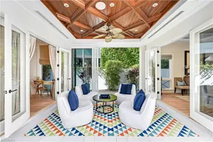 42 6th St S, Naples, FL 34102 - Photo 15