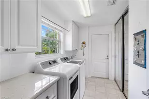 4993 Ventura Ct, Naples, FL 34109 - Photo 15