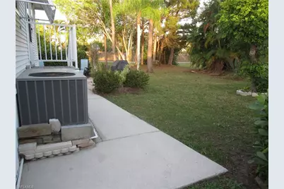 10927 Ground Dove Cir, Estero, FL 33928 - Photo 11