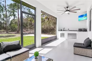 2604 20th Ave NE, Naples, FL 34120 - Photo 5