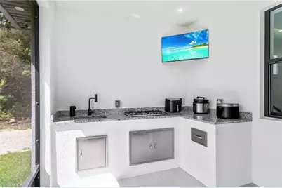 2604 20th Ave NE, Naples, FL 34120 - Photo 19