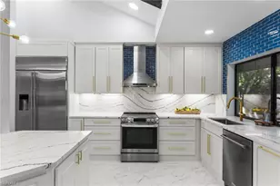 588 Tierra Mar Ln, Naples, FL 34108 - Photo 13