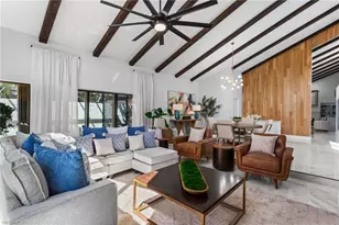 588 Tierra Mar Ln, Naples, FL 34108 - Photo 9