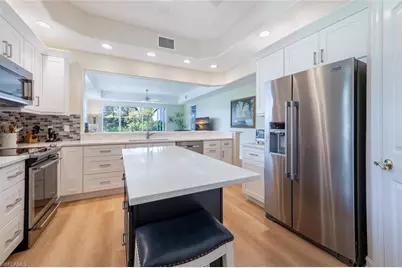 3115 Lancaster Dr #801, Naples, FL 34105 - Photo 9