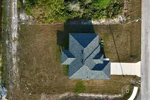 633 Cane St E, Lehigh Acres, FL 33974 - Photo 37