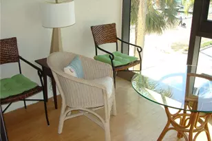 807 River Point Dr, Naples, FL 34102 - Photo 9