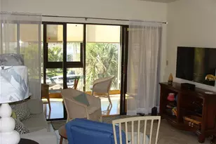 807 River Point Dr, Naples, FL 34102 - Photo 19