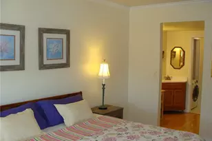 807 River Point Dr, Naples, FL 34102 - Photo 11