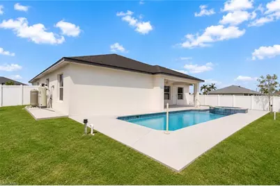 221 NW 29th Pl, Cape Coral, FL 33993 - Photo 31