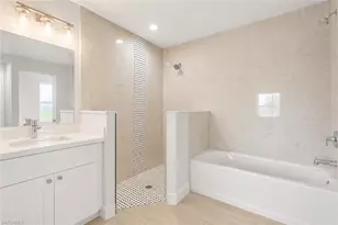 221 NW 29th Pl, Cape Coral, FL 33993 - Photo 23
