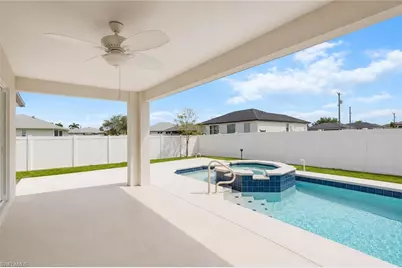 221 NW 29th Pl, Cape Coral, FL 33993 - Photo 5