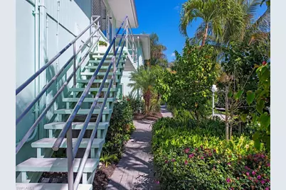 299 8th Ave S #299B, Naples, FL 34102 - Photo 15