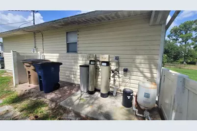 3711 10th St SW, Lehigh Acres, FL 33976 - Photo 5