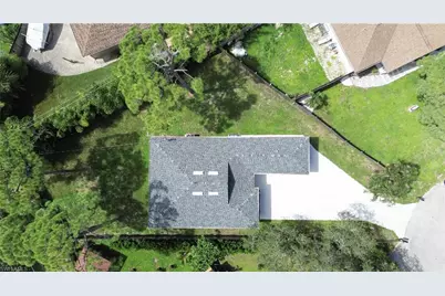 10830 St Lucia Ct, Bonita Springs, FL 34135 - Photo 3