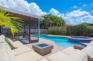 836 102nd Ave N, Naples, FL 34108 - Photo 5