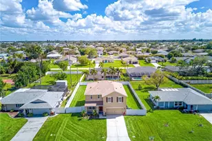 1717 SW 3rd Pl, Cape Coral, FL 33991 - Photo 23