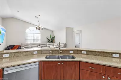 1721 SW 30th Ter, Cape Coral, FL 33914 - Photo 17