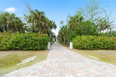 181 35th Ave NE, Naples, FL 34120 - Photo 37